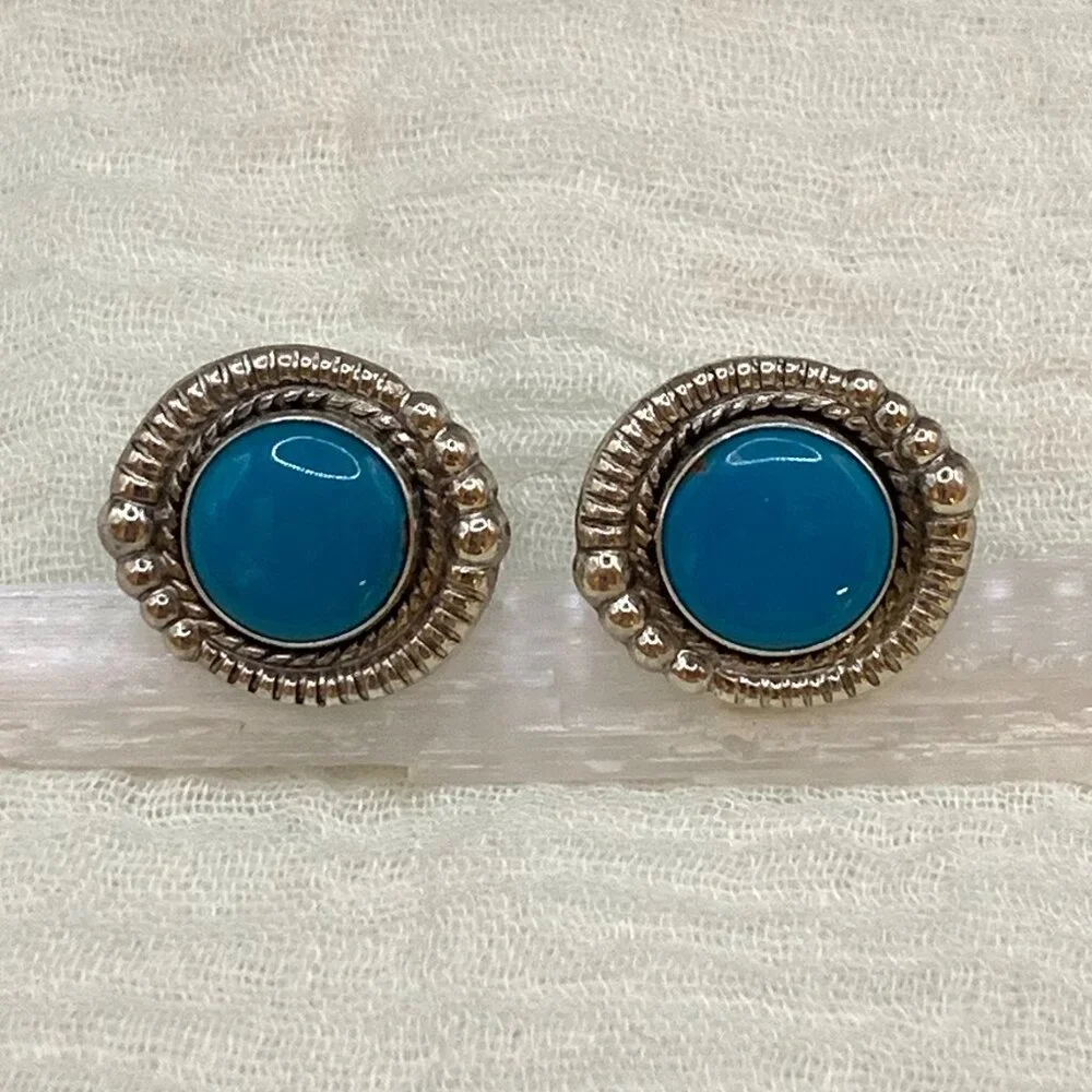 Navajo Style Sleeping Beauty? Turquoise Sterling Silver Cufflinks Vtg J588